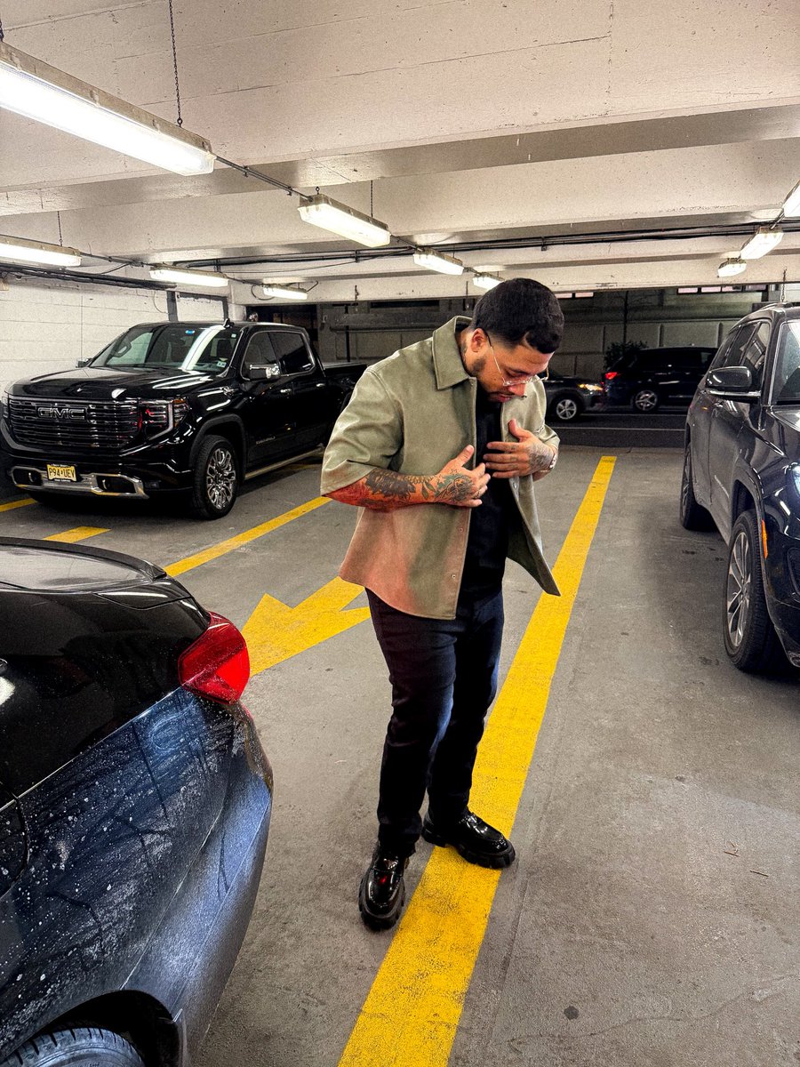 BLS_XXC's tweet image. Been a little Min. But I’m back on here. @Vada_Fly motivated me to jump back on here let me try to see what this monetizing thing about at least try to build towards it.🤷🏽‍♂️😉
#X #ImBack #Outside #fyp