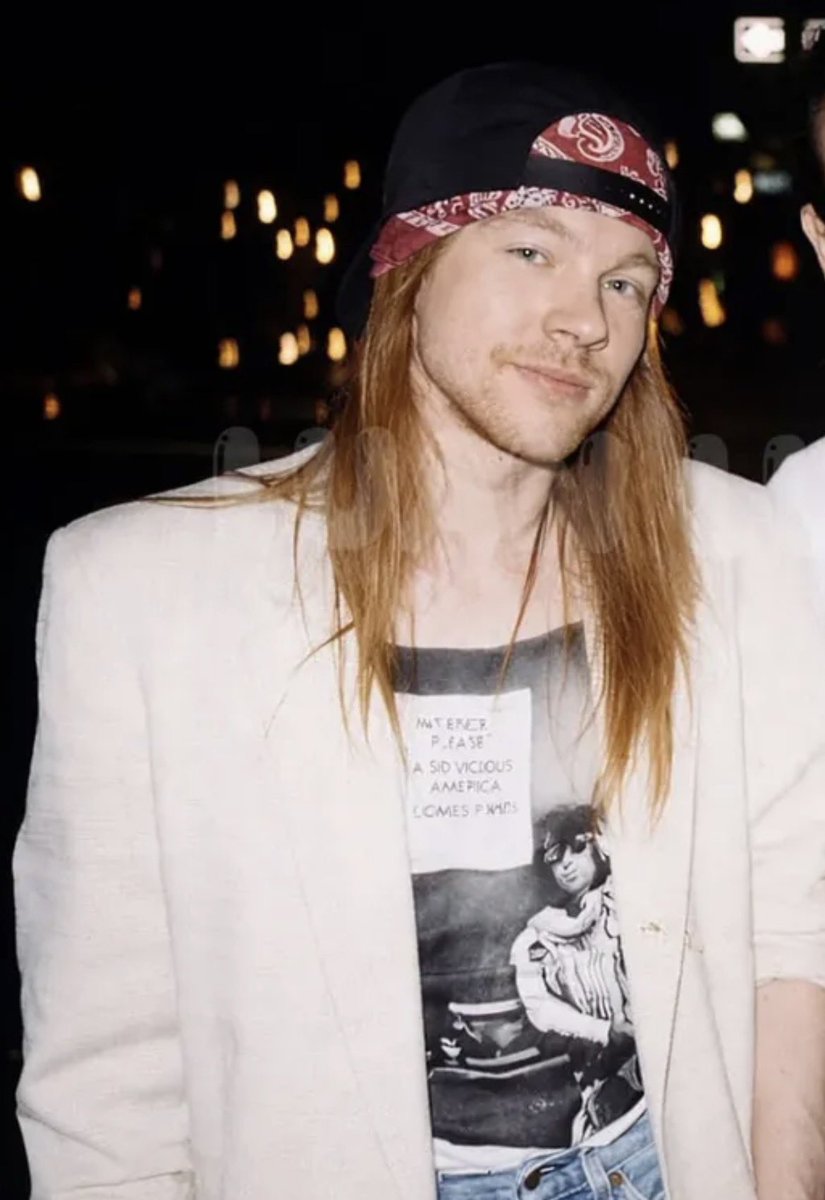 Como pode ser assim tão lindo de ombreiras?