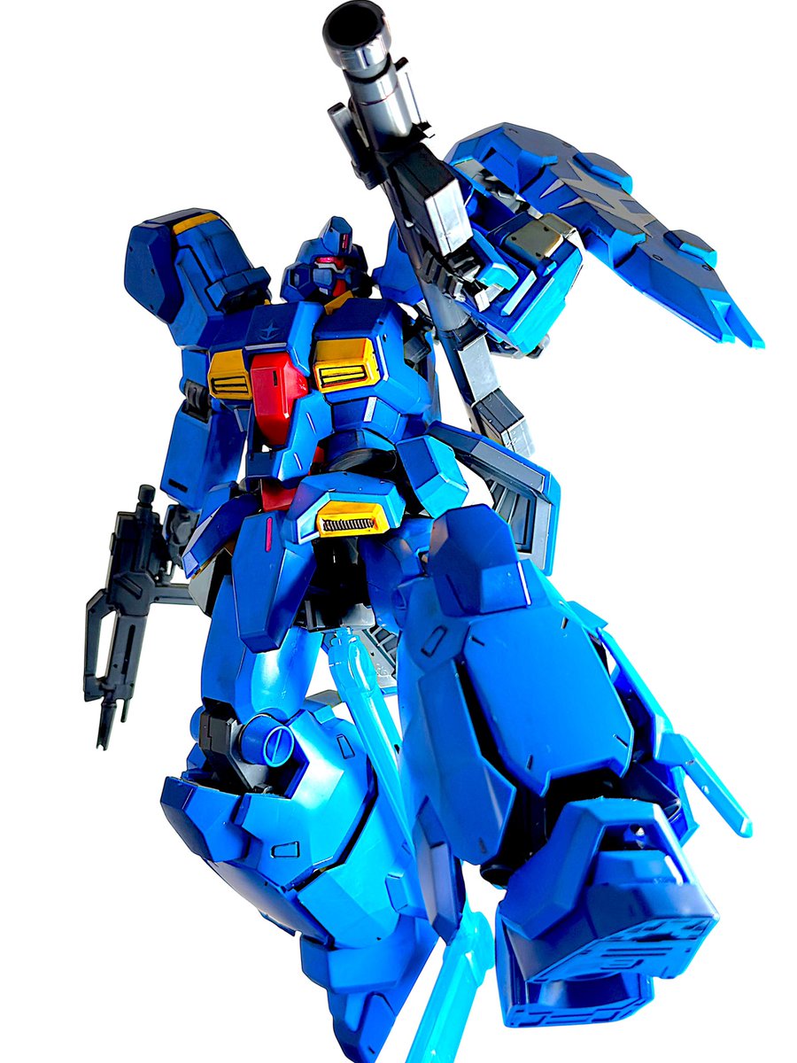 HG 1/144 グスタフ・カール00型完成 青色成形色が良いので、青を