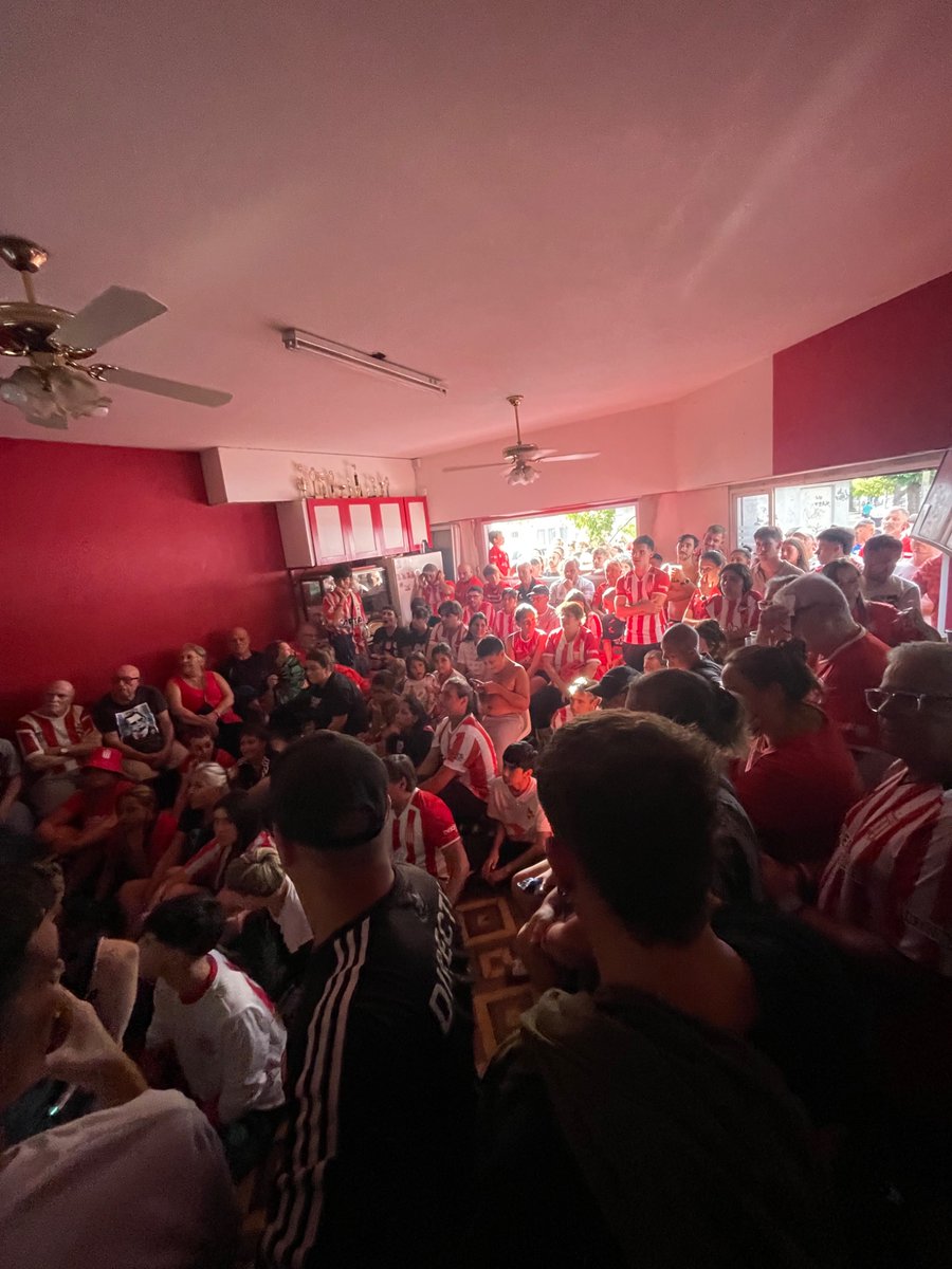 𝑨𝒚𝒆 tweet media