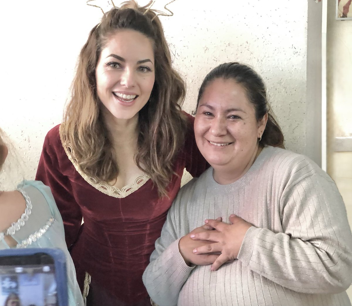 “Parte de la felicidad se encuentra en servir a los demás” #Amorinfinito #PorLosNiñosYSusSueños