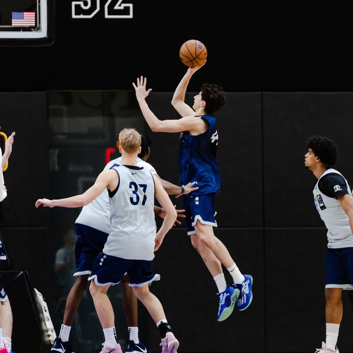 Bàsquet Manresa Base tweet media