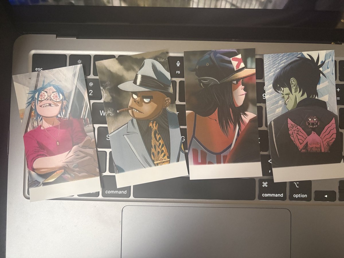 i am 20 years old printing out pictures to make gorillaz photocards