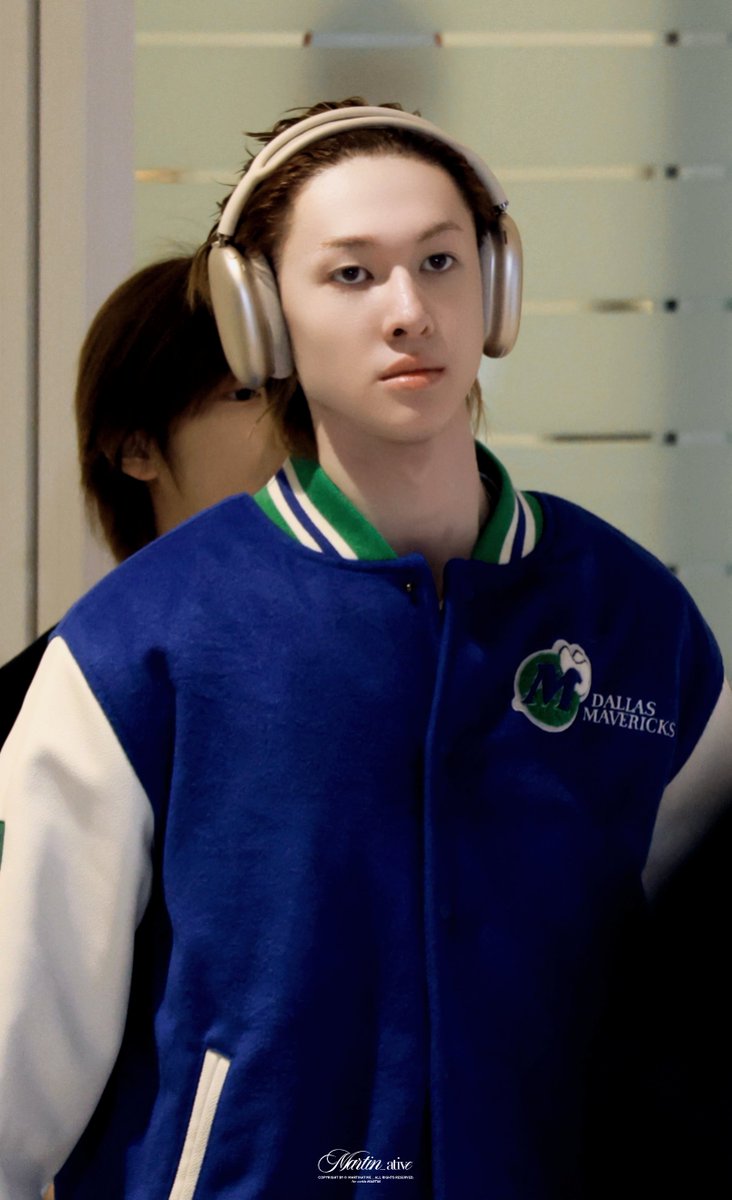 𝐦𝐚𝐫𝐭𝐢𝐧𝐚𝐭𝐢𝐯𝐞. tweet media