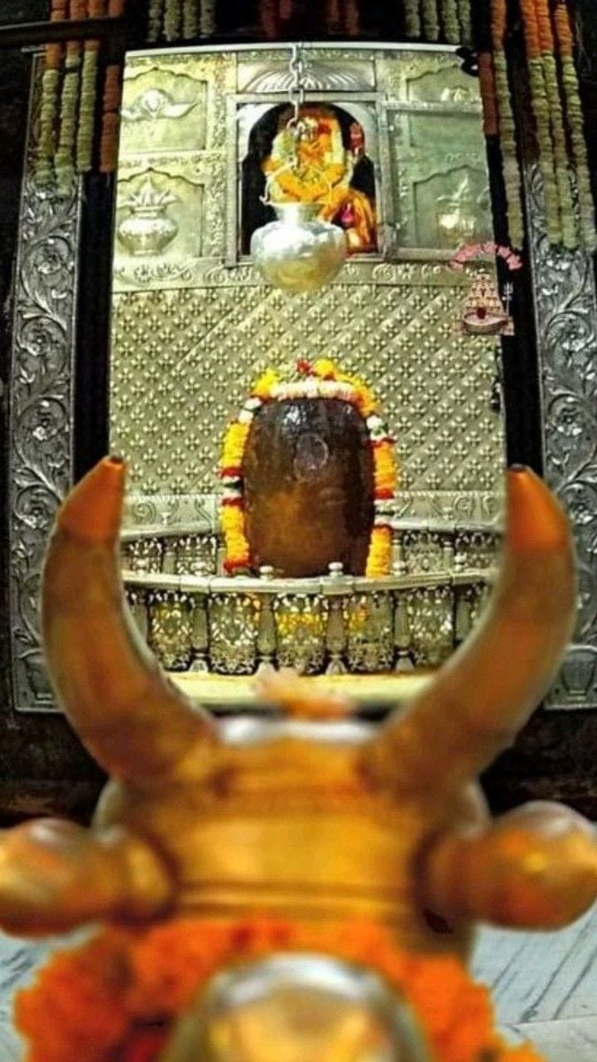 ब्रह्म मुहूर्त में पवित्र महाकालेश्वर ज्योतिर्लिंग दुर्लभ दिव्य दर्शन

हर हर महादेव