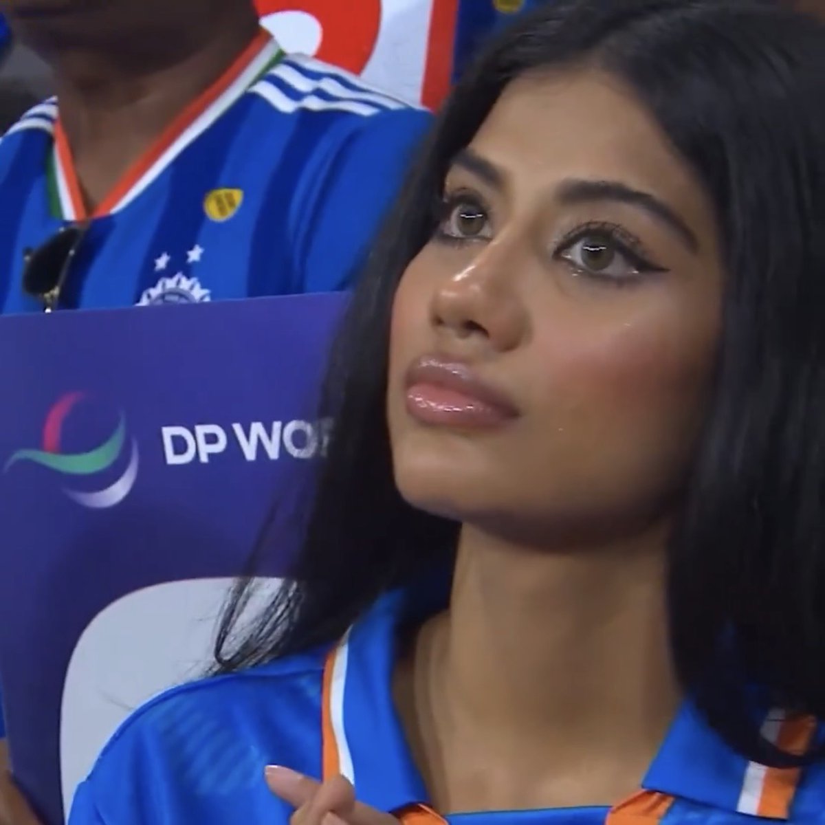 Stinkella tweet media