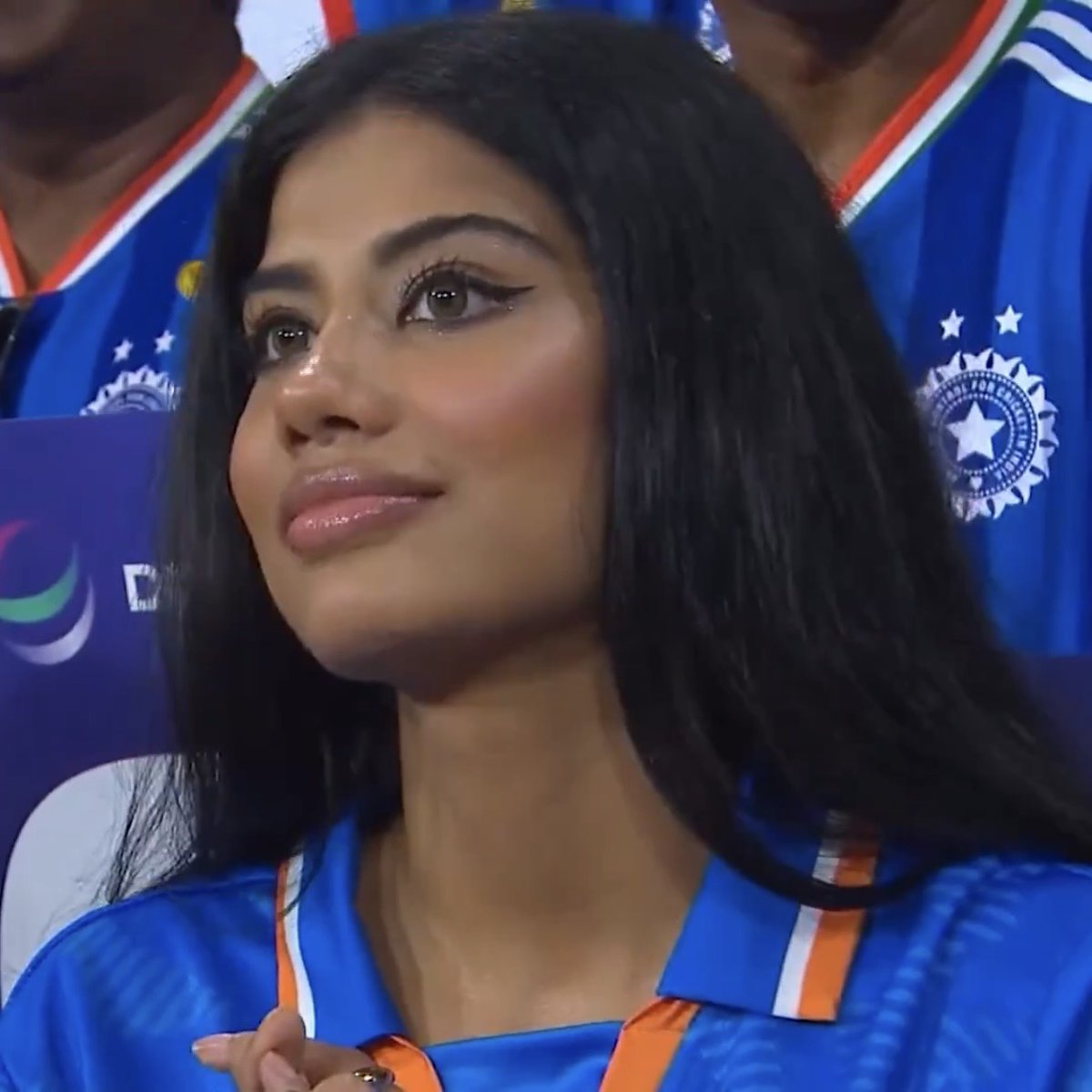 Stinkella tweet media