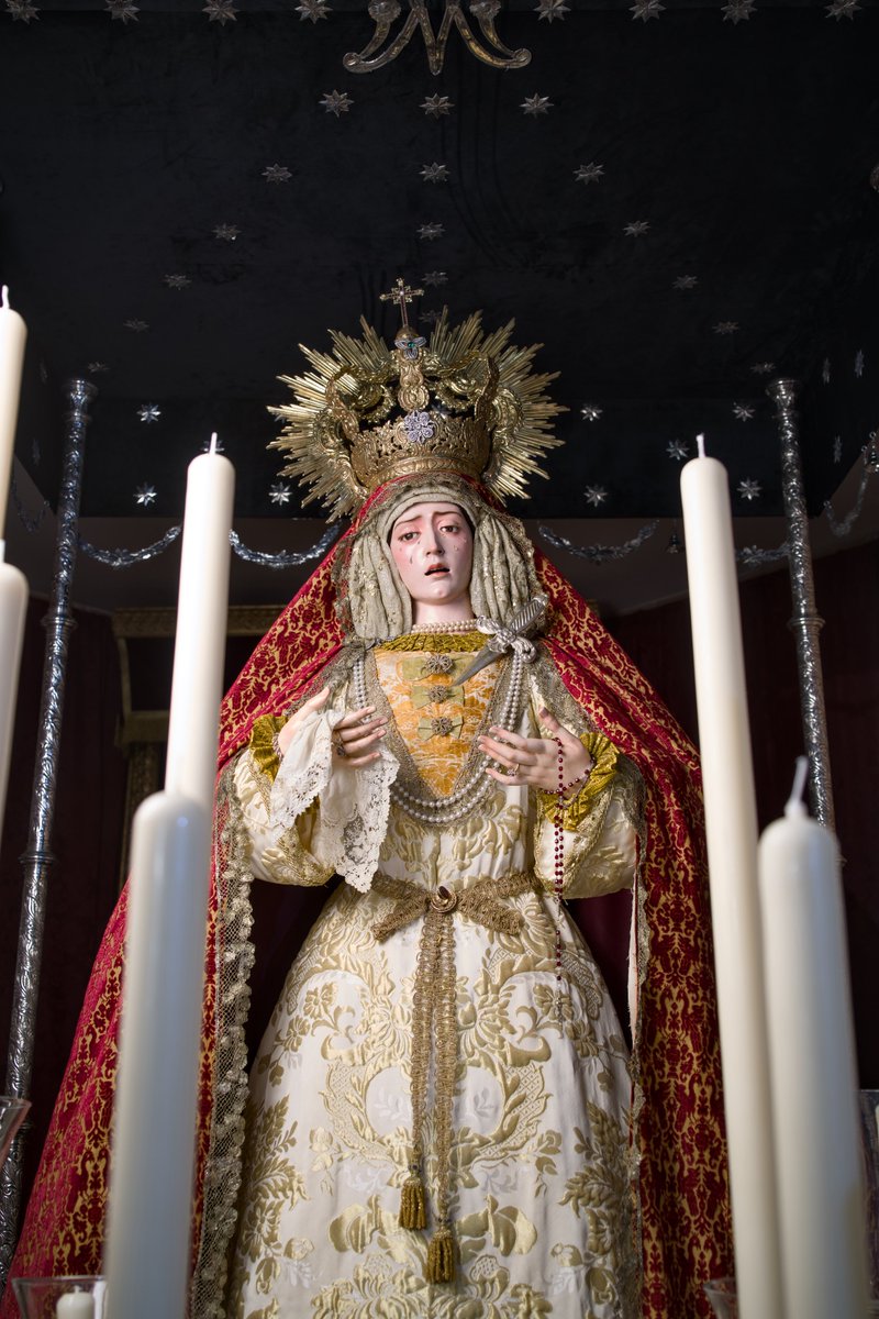 ElMayorDolor's tweet photo. ROSARIO VESPERTINO | Santa María de la Encarnación Dolorosa se encuentra, a falta de la vestimenta y el exorno, en el palio bajo el que saldrá el próximo domingo 22 de febrero para presidir el rezo de los misterios dolorosos del santo rosario. https://t.co/R60VGzWmTq