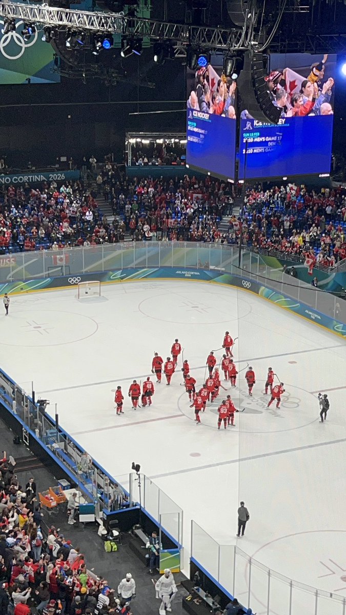 cinzi🪽 tweet media