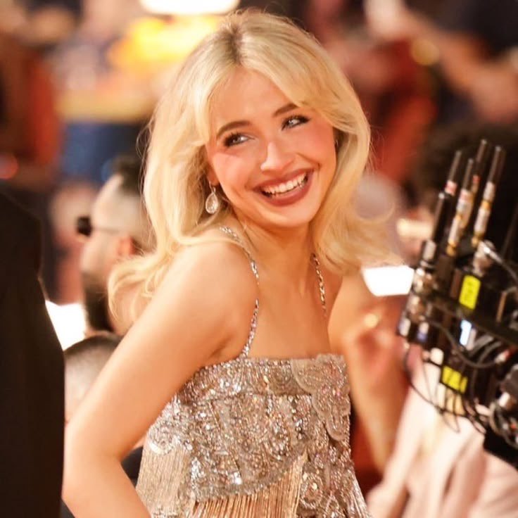 she has a smile that can light up this whole town