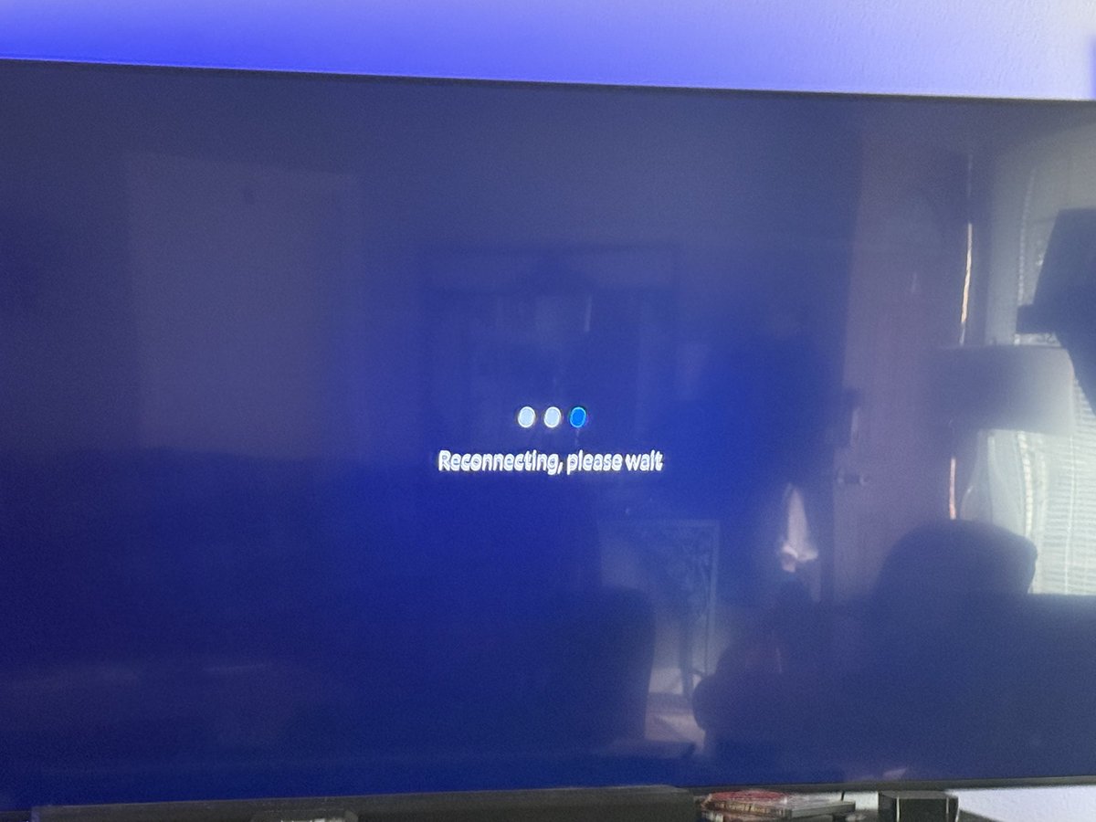 pski_m's tweet photo. @Ask_Spectrum how many times @Ask_Spectrum are you gonna disconnect my @Daytona500

Your streaming app and cloud video recorder needs a total rework!!!! May dump you after over 30 years and go total streaming. https://t.co/6JPEHzxlBq