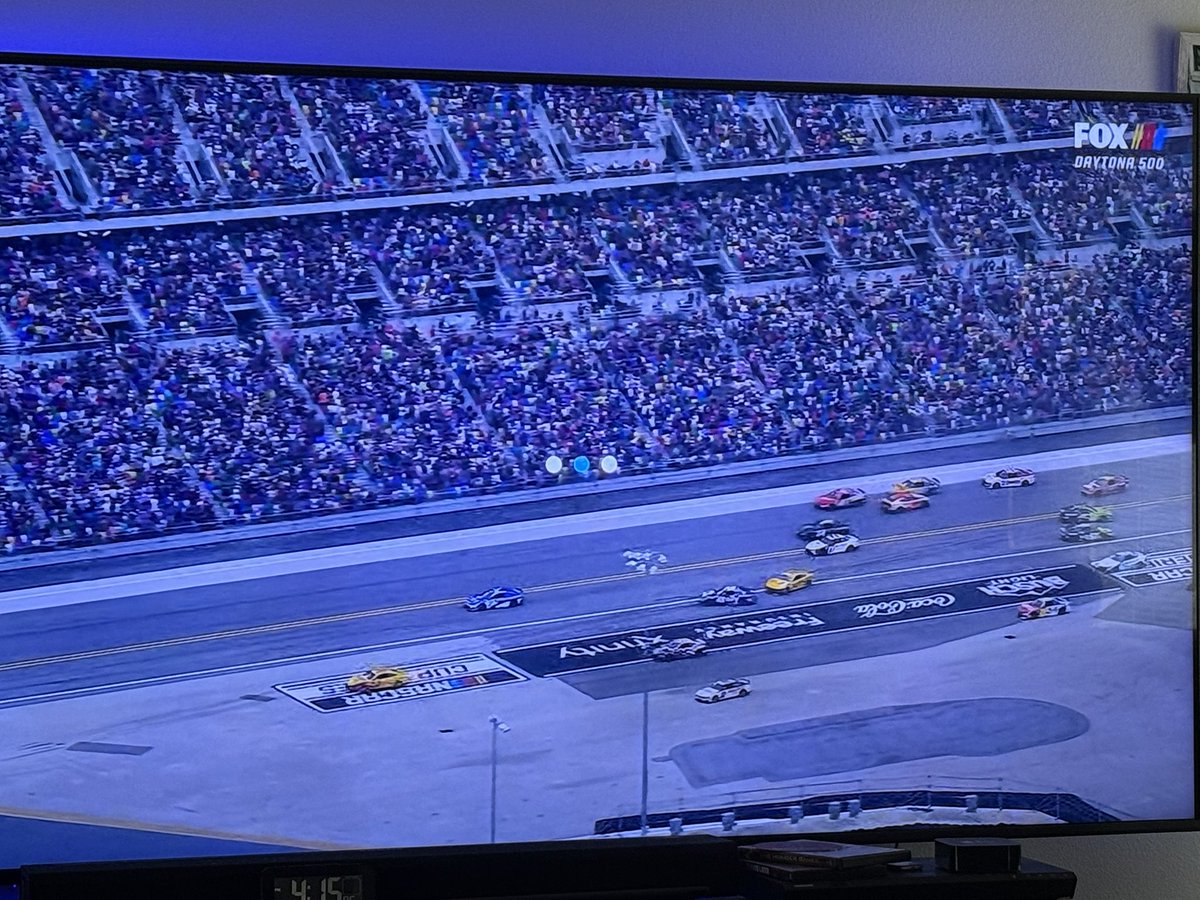 pski_m's tweet photo. @Ask_Spectrum how many times @Ask_Spectrum are you gonna disconnect my @Daytona500

Your streaming app and cloud video recorder needs a total rework!!!! May dump you after over 30 years and go total streaming. https://t.co/6JPEHzxlBq