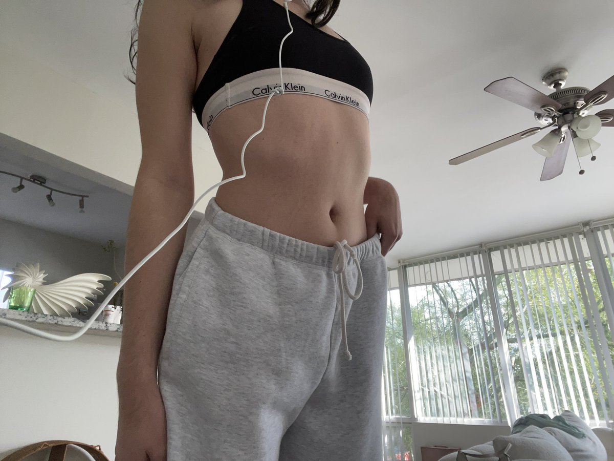 pre_milf's tweet photo. body update :) core, hiking, cycling https://t.co/kBK2Nlfjcb