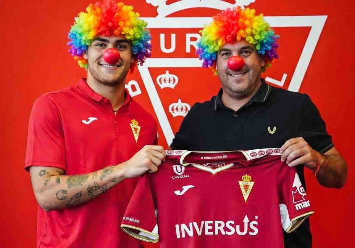 Adrián (@_adr14n) on Twitter photo 