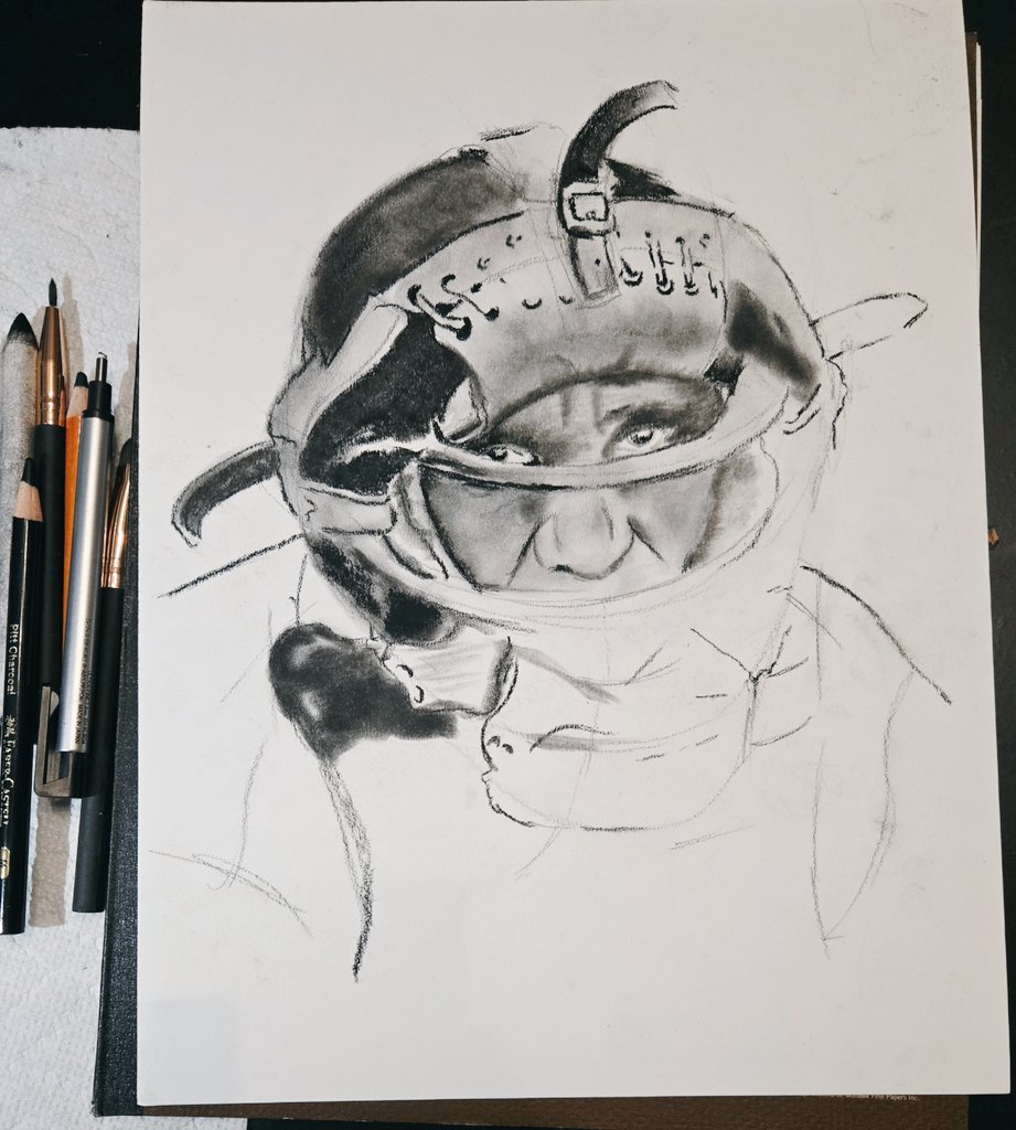 Ang_USL's tweet image. ⚾️ Thanks for following along! Next update coming up in a few! ⚾️ #YogiBerra #charcoaldrawing #inprogress