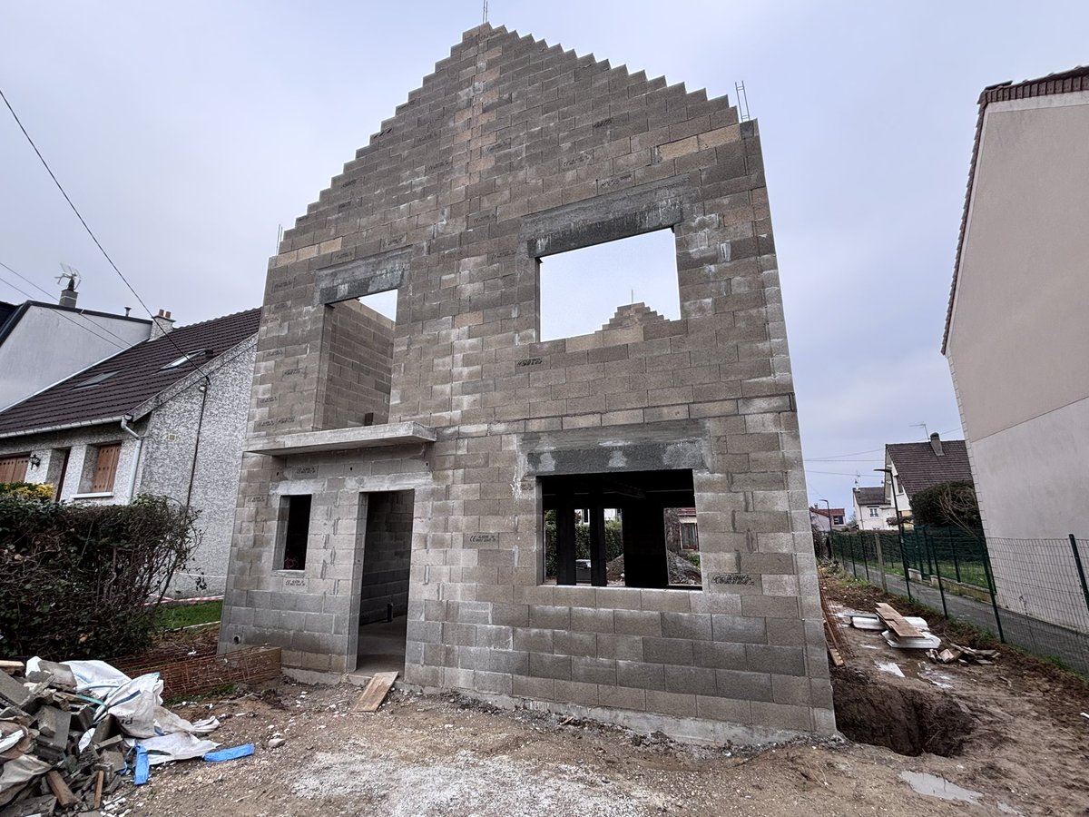 AntoninS🦋 (🇪🇺🇫🇷🏳️🌈🐾⛓️🔞📐) tweet media