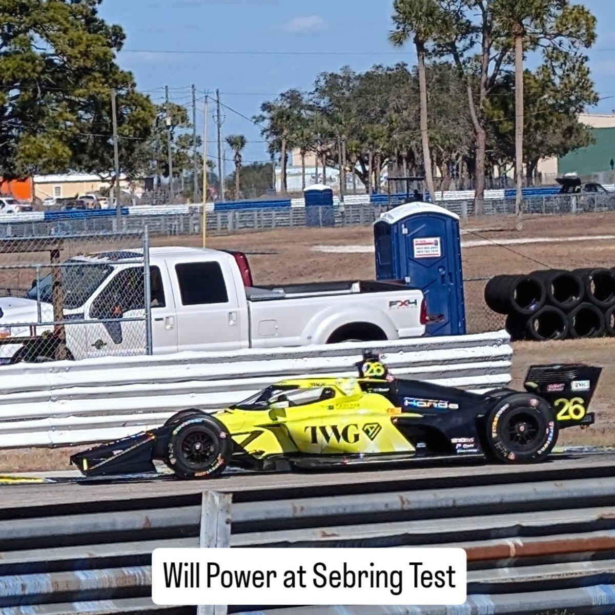 Wendy Anderson 🏎🍎📚 tweet media