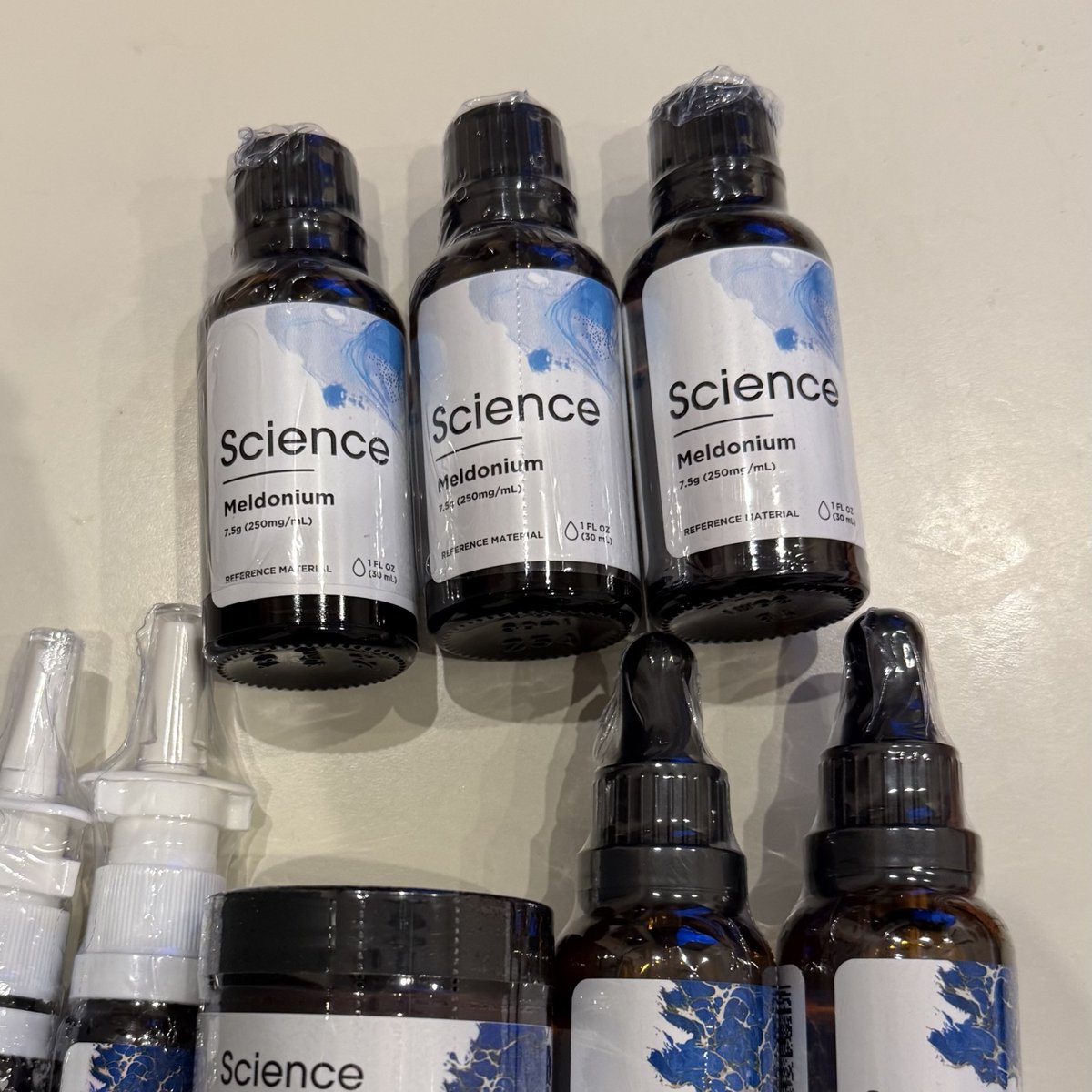 the meldonium + tadalafil + bromantane + modafinil stack is STUPID GOOD for cognitive and performance enhancement:

→ tadalafil increases cerebral blood flow; more oxygen and nutrients reaching your brain

→ meldonium shifts neurons to use glucose more efficiently under that