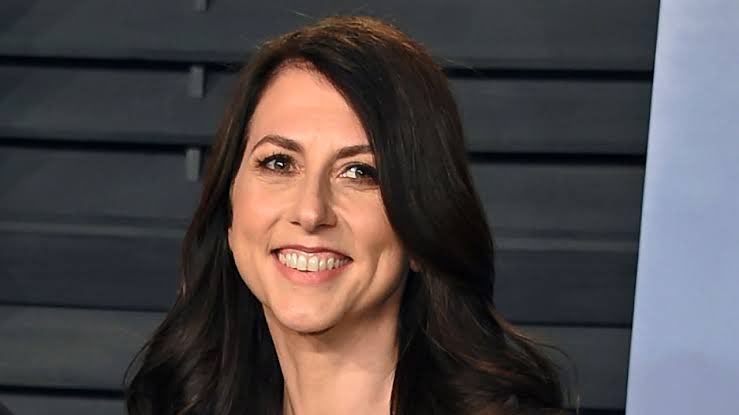 misanharriman's tweet image. MacKenzie Scott gave more in 2025 than Musk, Page, Ellison, and her ex-husband, Bezos, have in their lifetimes combined. 

Let that sink in, folks.

Via Forbes.

#matriarchy