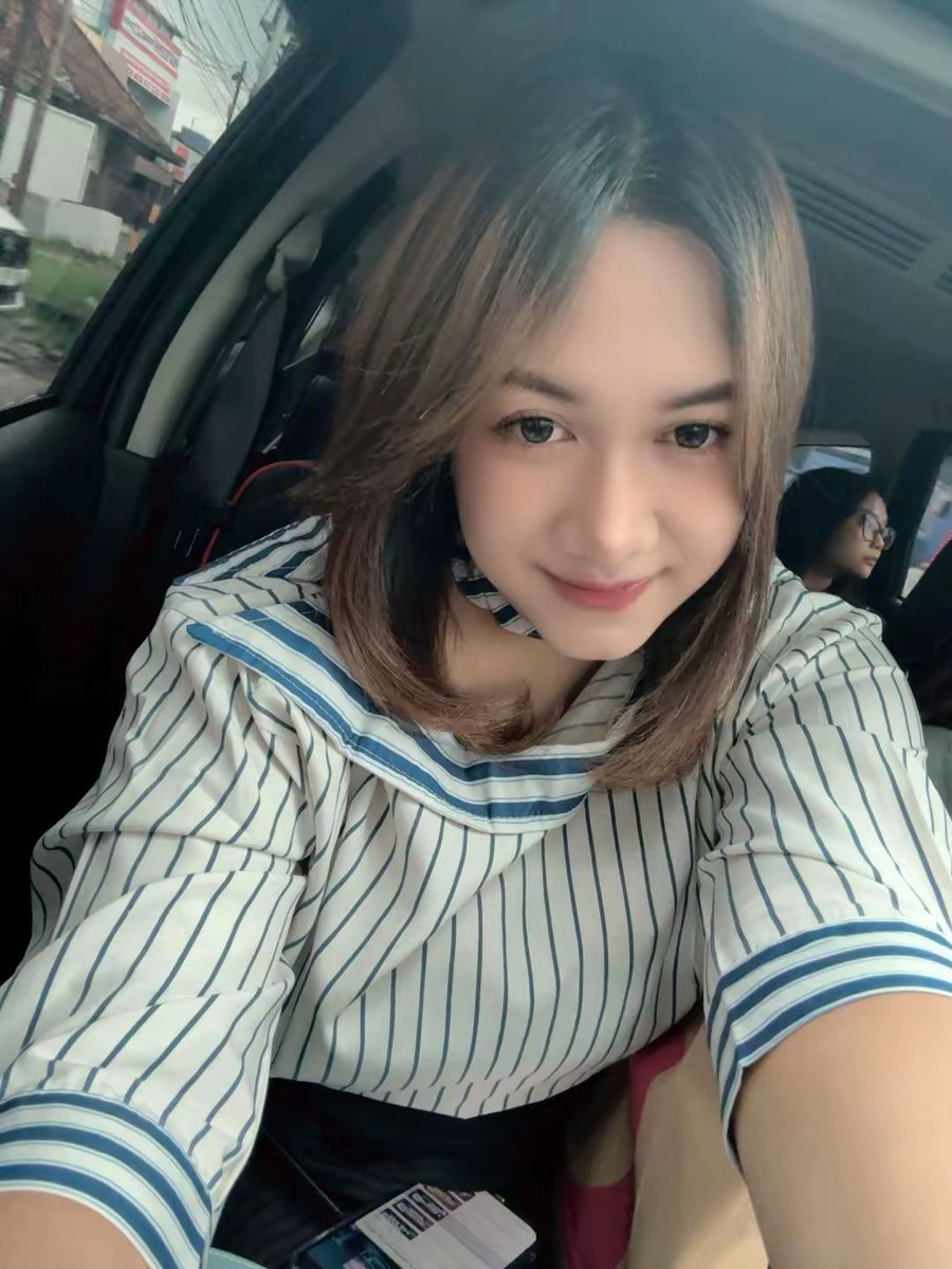 rerewbaik's tweet photo. 💙 https://t.co/Kwzy7DHL8n