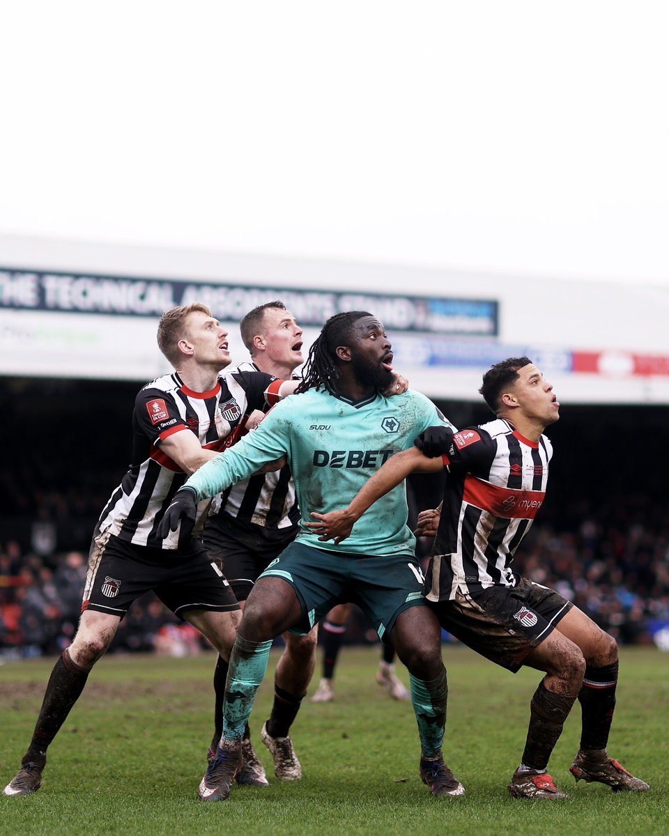 toluarokodare's tweet image. 5th round. We move 🫖☕️