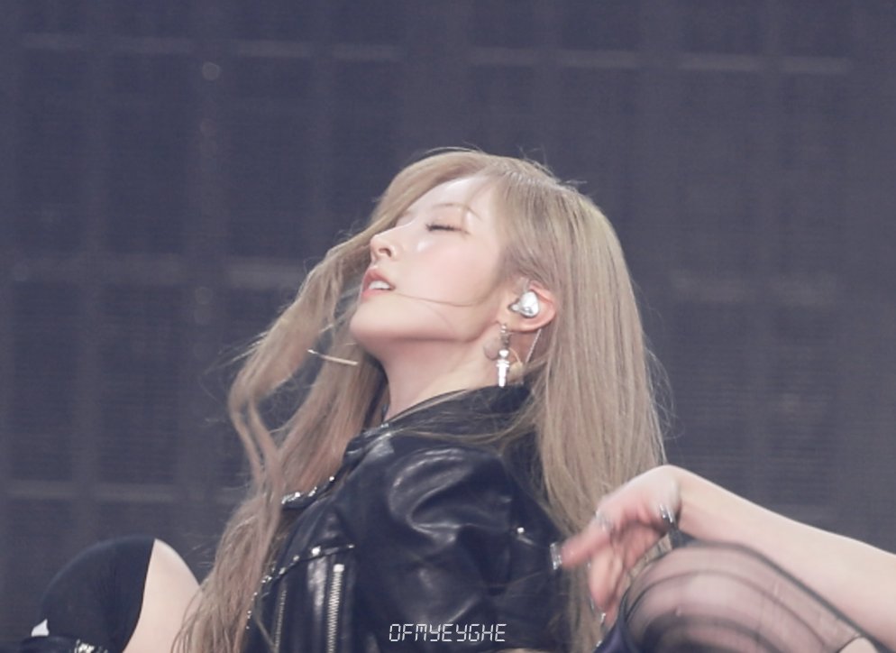 feelyourcosmo's tweet image. 아니 하슬님 얼굴, 얼굴이...ㅇㅓㄹ굴...얼굴,얼굴이...