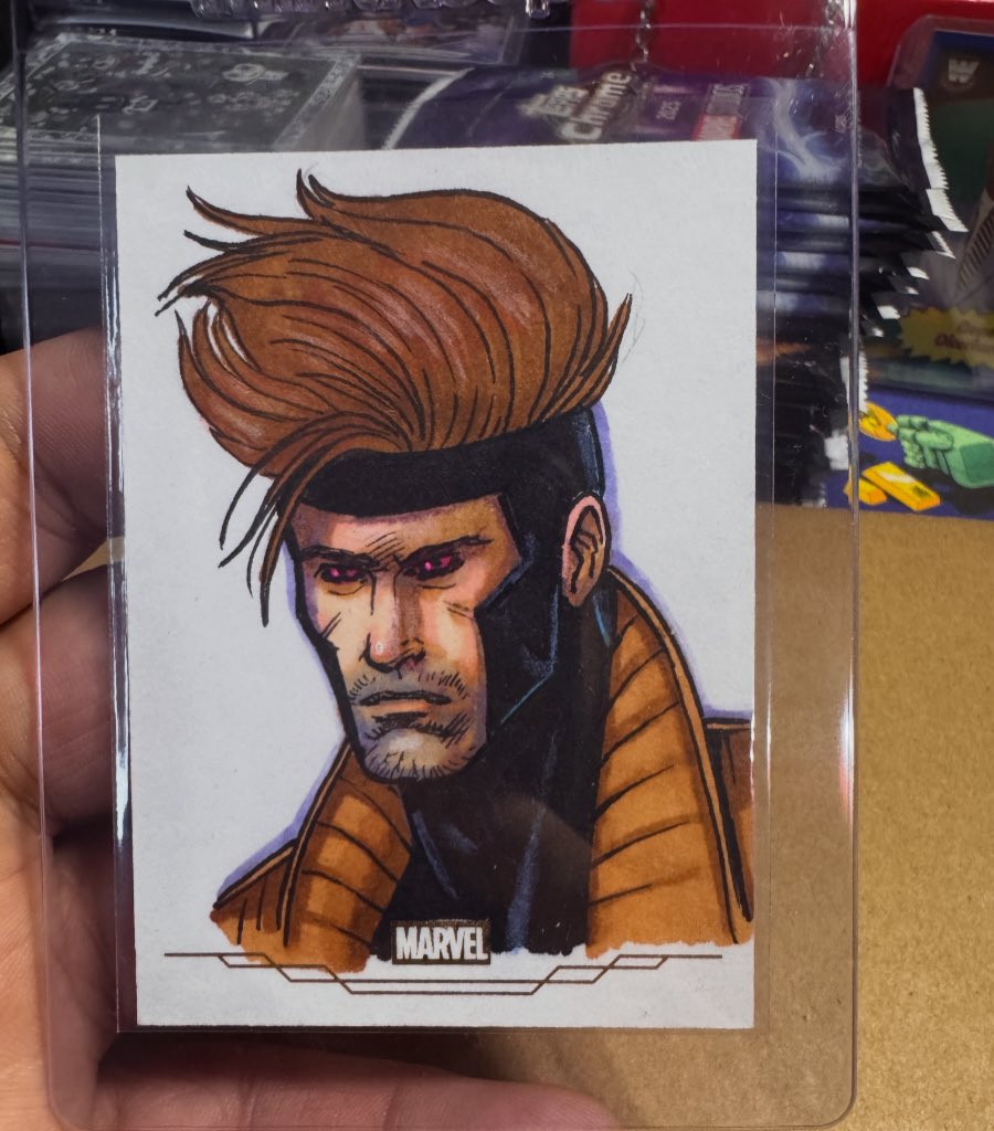 formerlyccc's tweet photo. A beautiful gold foil Gambit sketch card from the #Marvel Studios #ToppsChrome 🔥👌🏻

Drawn by Darrin Pepe 

#xmen https://t.co/tlRA2usY0h