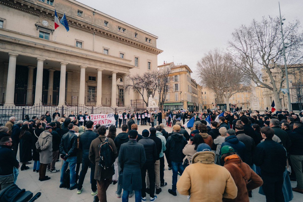 Tenesoun tweet media