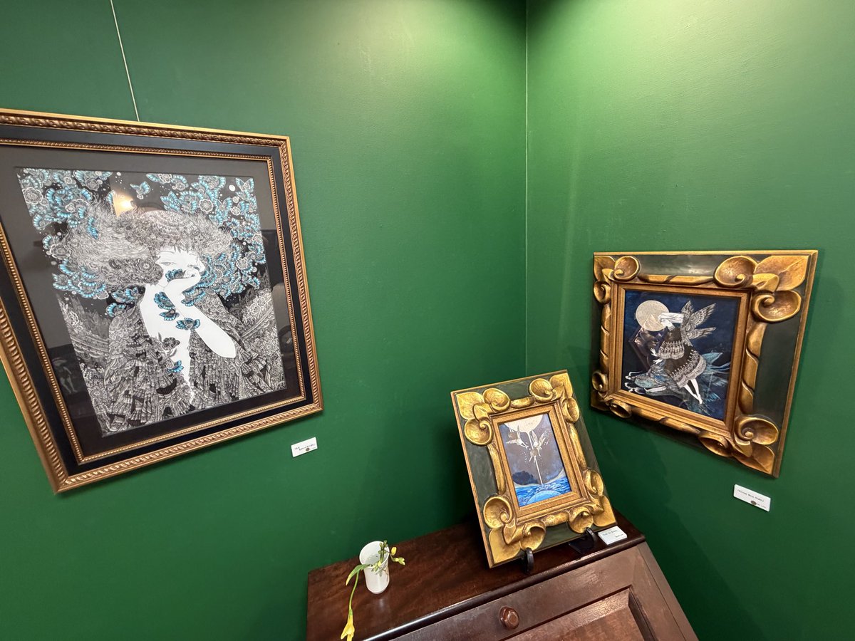 ＋ノーションさんで開催中の工藤沙由美さんの個展「蟲惑」に行ってきました。工藤さんの緻密で繊細で魅力的な世界を沢山の作品で堪能できて大満足です！
 #工藤沙由美
 #つかうたのしむプラスノーション