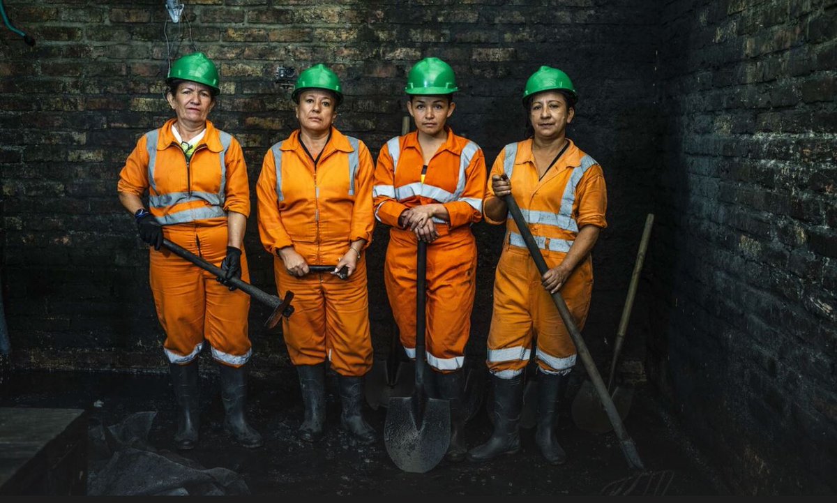 🤬6,6 millones de mujeres estamos en España en riesgo de pobreza o exclusión, en especial en hogares monomarentales, en paro o migrantes.
📢MANIFESTACIÓN♀️🗓️8/3/26🕛12H📍DE CIBELES A PLAZA DE ESPAÑA
#8M2026 #8MAbolicionista #FeminismoOBarbarie #NiVeladasNiExplotadasNiProstituidas