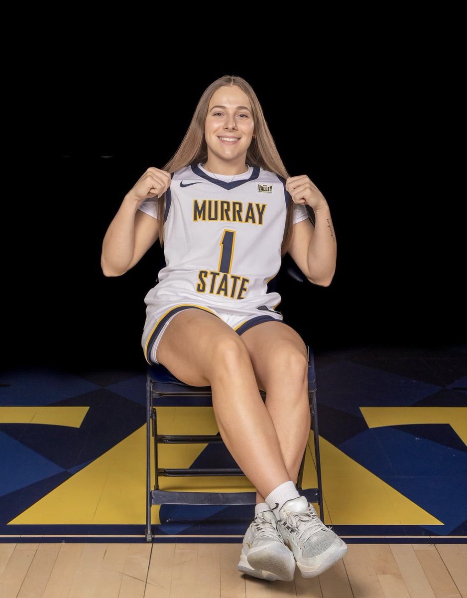 I talk hoops 🏀 tweet media