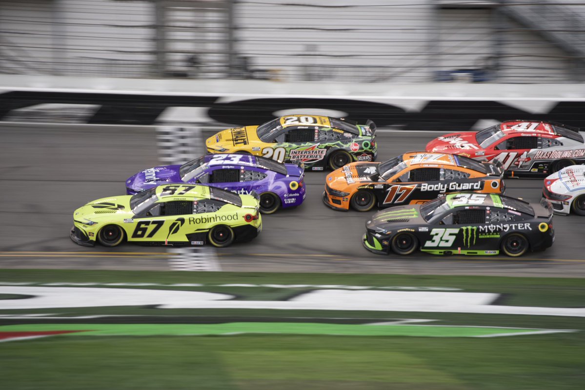 23XI Racing tweet media