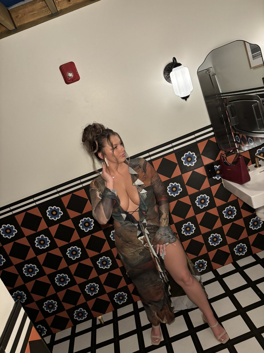 Brieanne 💋 tweet media