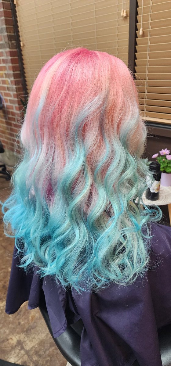 jen 🌱🌻🌺🌹🏵🌼 tweet media