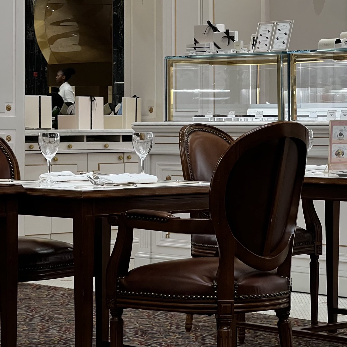 - ما تمل مجلاسه -