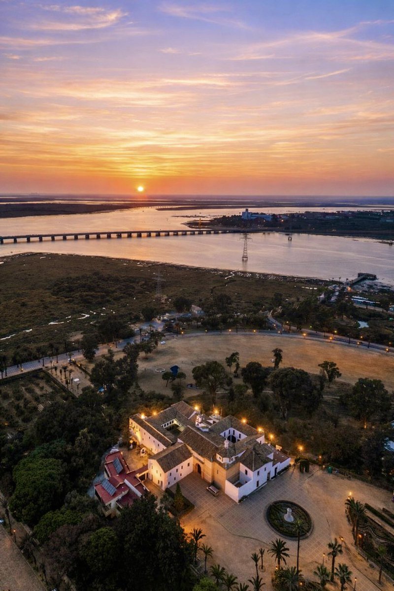 Que hermosa eres mi Huelva en todas sus formas. <a href="/huelvaHOYcom/">HuelvaHoy</a> <a href="/Meteohuelva/">MeteoHuelva.es</a>