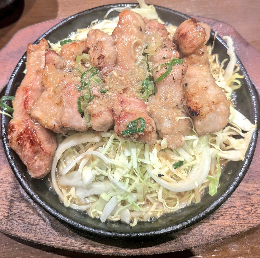 閃光のセイロガン tweet media