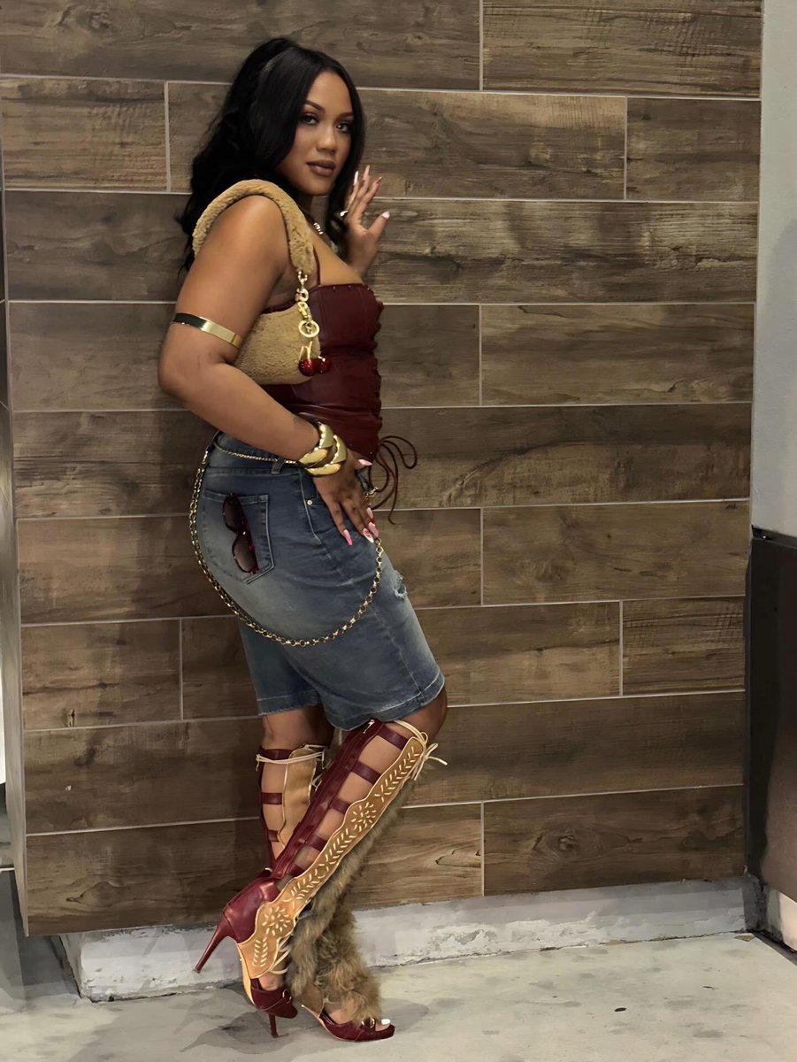 Sincerely, a fly girl 💋