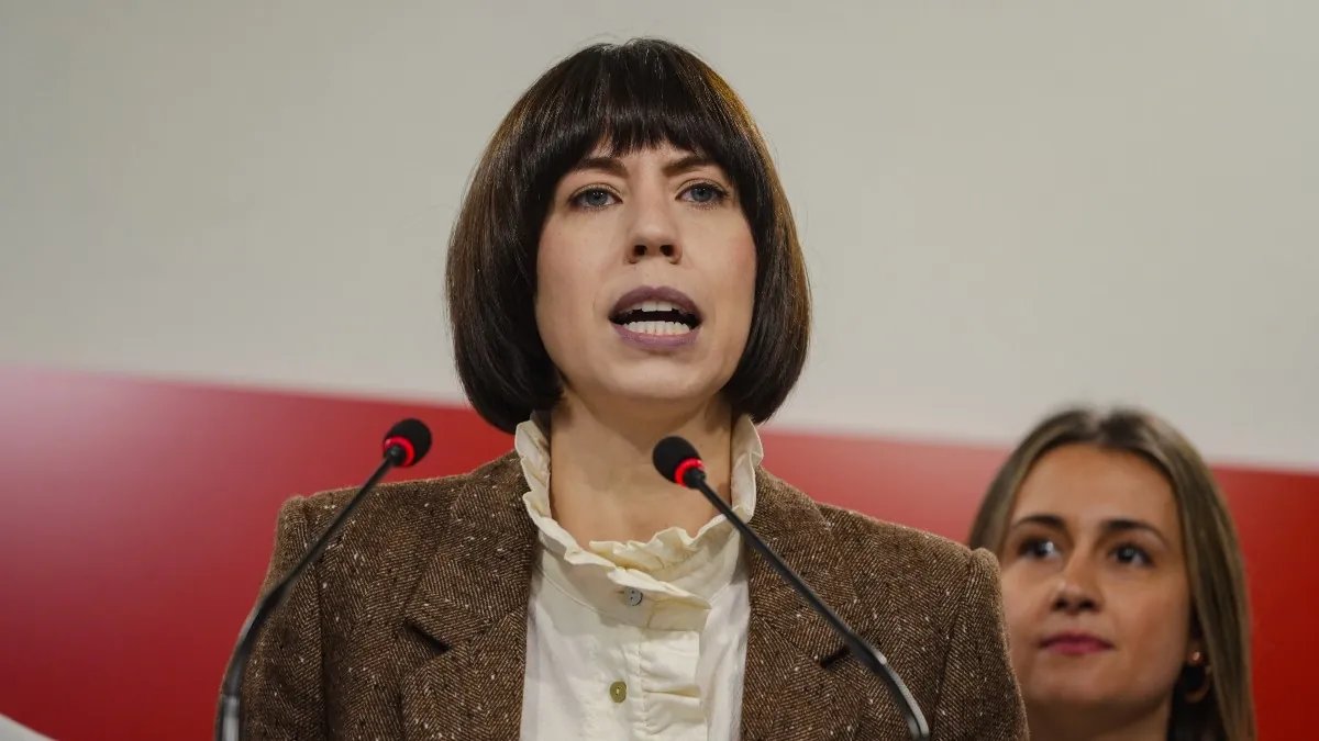 He dejado la actividad de dos Ministros los viernes, que estoy revisando en otros post, para ponerlos aparte porque es tremendo la utilización que hacen de la agenda ministerial para sus intereses privados.

La primera de ellas es Diana Morant, oriunda de Valencia y candidata