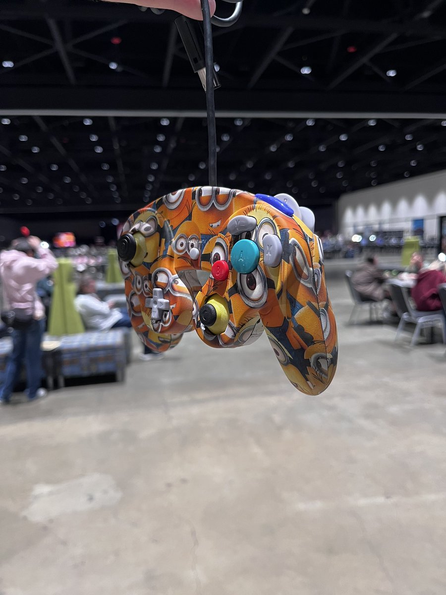 Control in Color (COMMS OPEN) tweet media