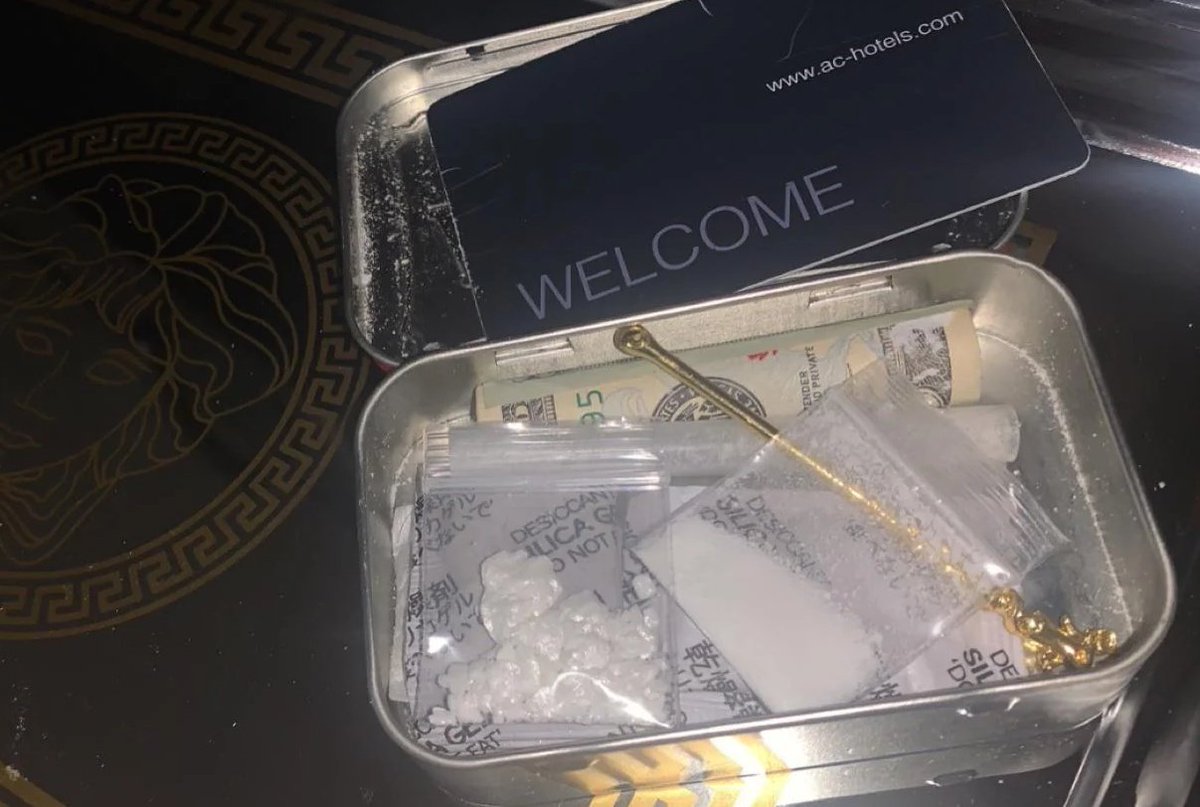 drugsforyou tweet media