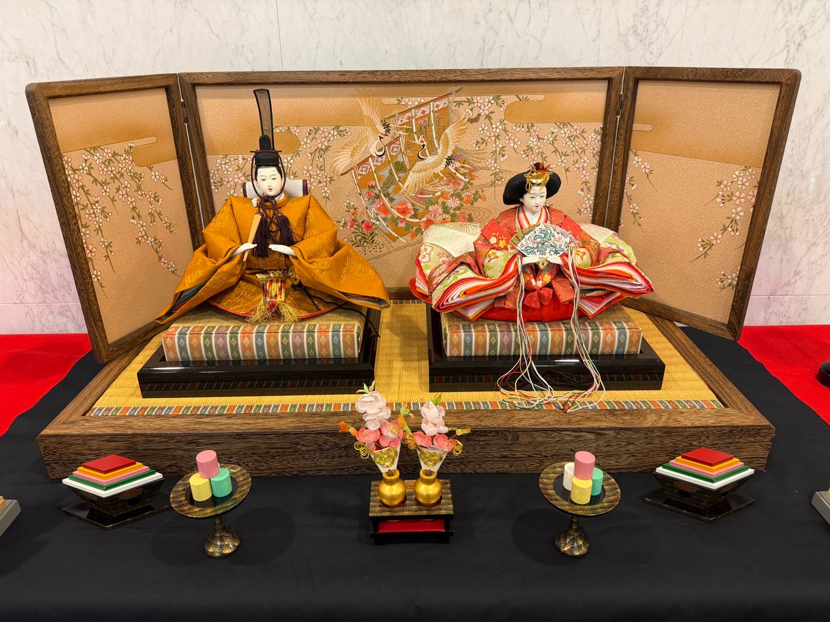 asakusacentral's tweet photo. おはようございます。
浅草セントラルホテルでございます。

春の訪れを告げる、ひな人形。1Fロビー展示いたしました🌸
ご来館の際は、ぜひご覧ください♪

#浅草セントラルホテル
#asakusa
#雷門から近い
#浅草ビジネスホテル
#桃の節句
#雛人形
#春を感じる https://t.co/2TF69j9U5j