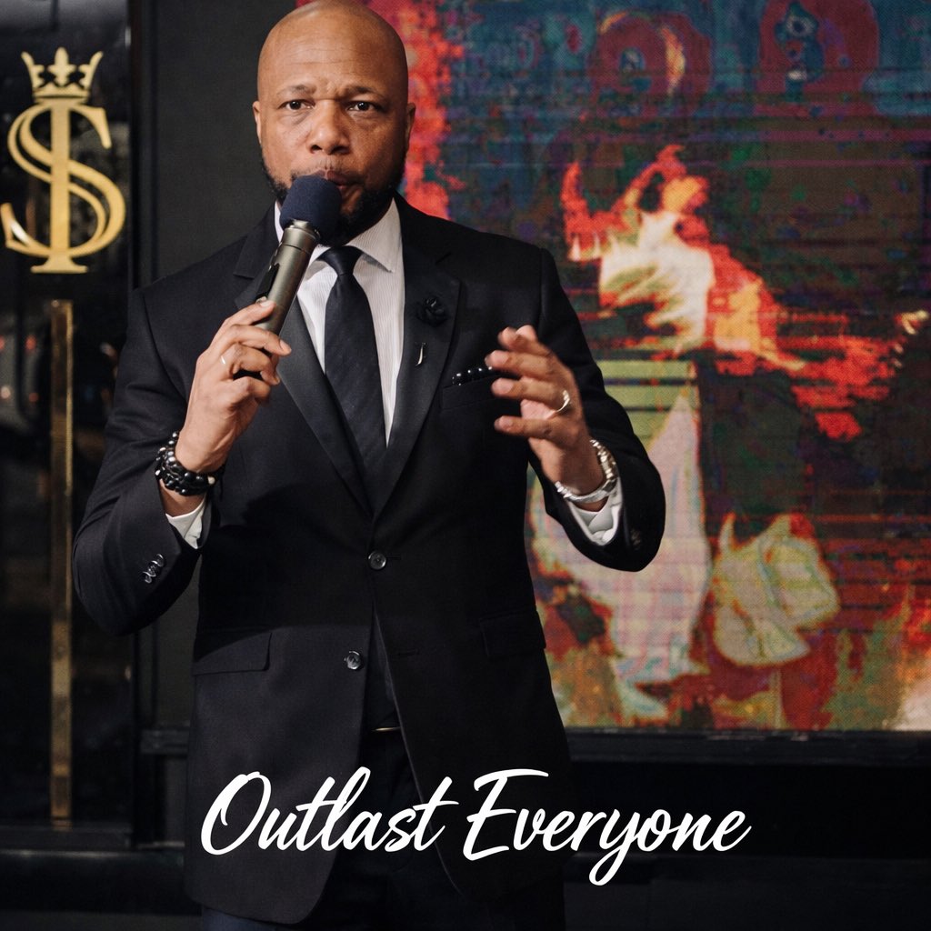 CharlesEmeka's tweet photo. 5. Outlast Everyone

Talent fades. Motivation fluctuates.
Consistency wins. The difference between average and elite?
Time + focus + discipline.
And here’s the truth:
Mastery isn’t about perfection.
It’s about refusing to stay mediocre. https://t.co/W3nq9IfNu3