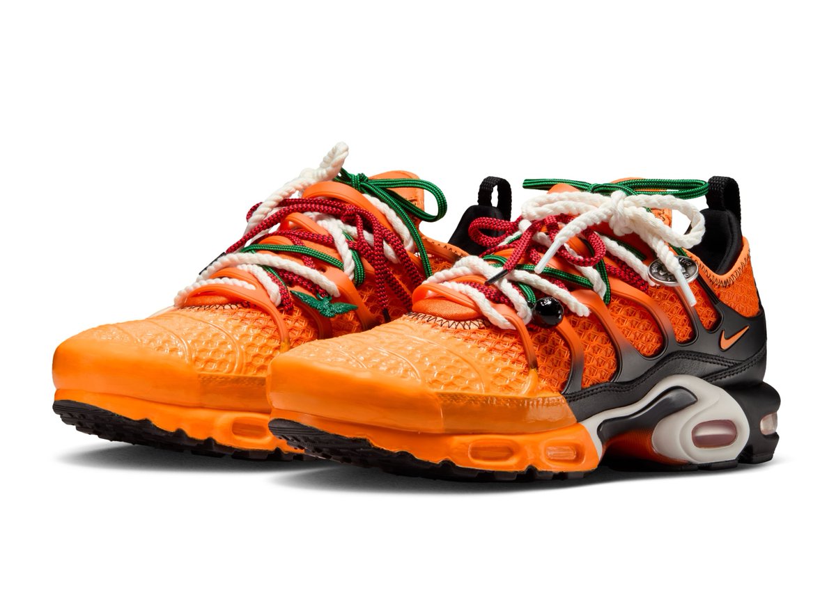 JustFreshKicks's tweet photo. FIRST LOOK: HOMECOMING x Nike Air Max Plus "Bright Mandarin" 🍊

🗓️ Spring 2026
💰 $190 https://t.co/hZFWiuQZbK