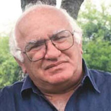 Y una perlita para los amantes del periodismo: la aparición de una autobiografía de Jacobo Timerman en una entrevista a <a href="/JavierTimerman/">javier timerman</a> . A las 20 x <a href="/Laoncediez/">La Once Diez</a> #OperacionMasacre #Programon