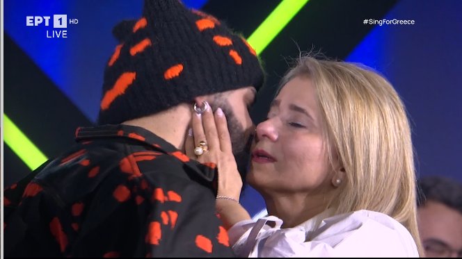 Even the silliest of funny men are mama's boy's at the core of their hearts. #singforgreece