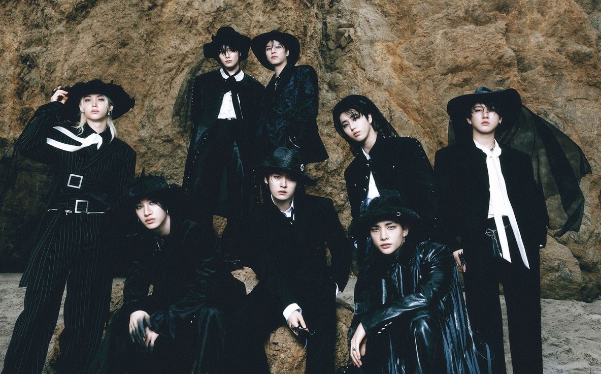 🗣 O Stray Kids ganhou 6 prêmios hoje no Hanteo Music Awards 👑

🏆 Daesang de Melhor Álbum com "KARMA"
🏆 Bonsang de Artista do Ano (HANTEO TOP 10)
🏆 Melhor Artista por Continente: América do Norte 
🏆 Melhor Artista por Continente: América do Sul 
🏆 Melhor Artista por