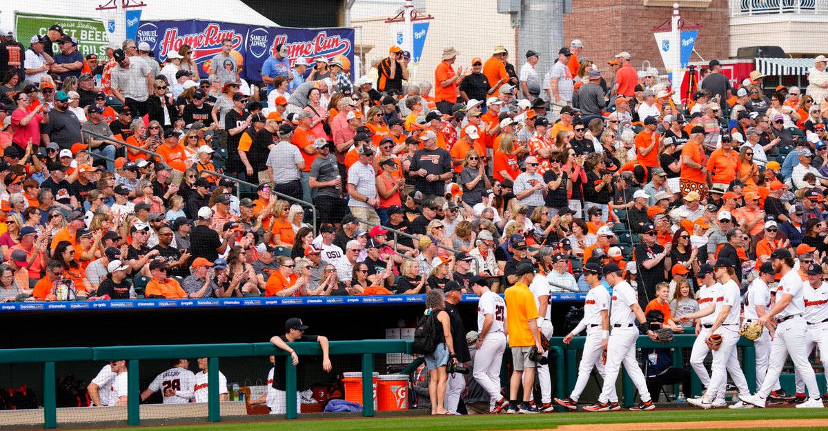 BeaverBaseball's tweet photo. More than 18,000 over the first three games at Goss South.

Let's close it out strong tomorrow Beavs, see you Monday! https://t.co/kmFIf3IpzY