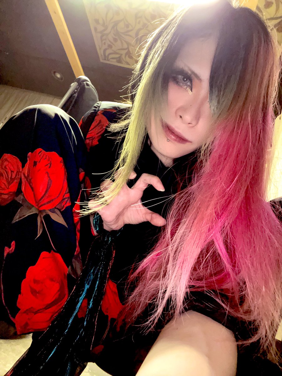 公式】eluha,(様)💜💉 (@xxeluha) / Posts / X