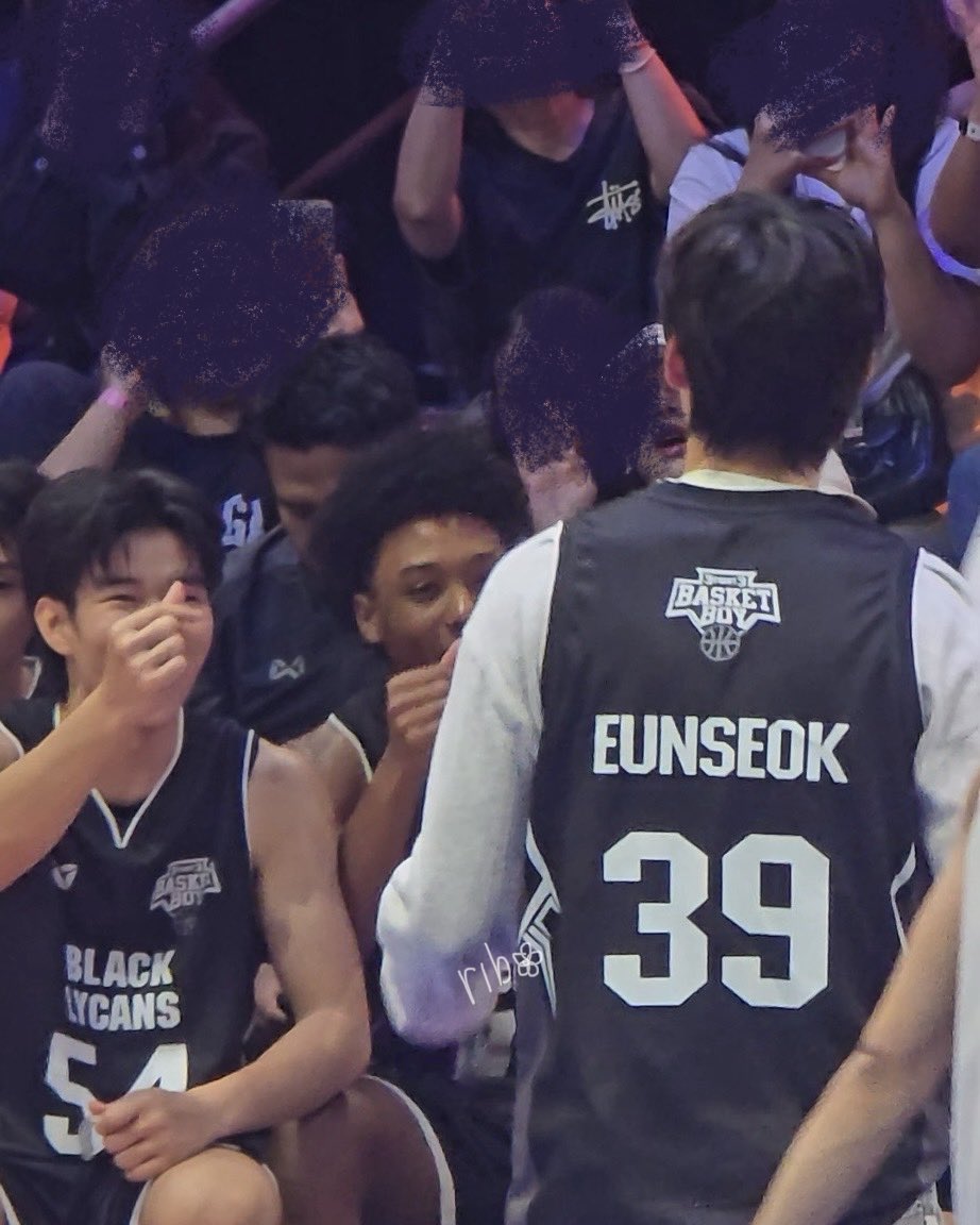 .      ฉัน                                             หนูแป๋ว